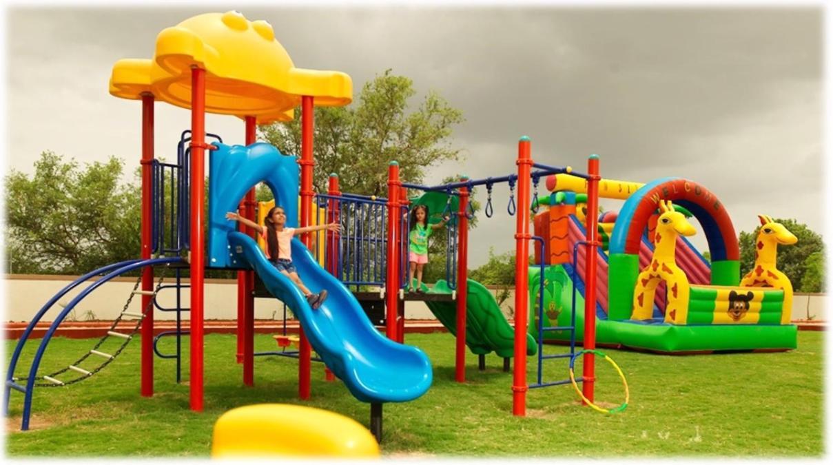 Neonz Resort & Club Ānand Buitenkant foto